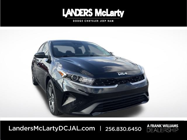 2023 Kia Forte LXS's photo