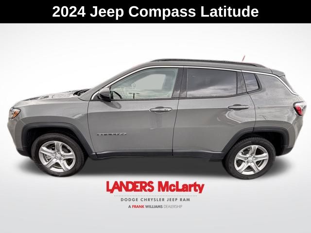 2024 Jeep Compass Latitude photo 2