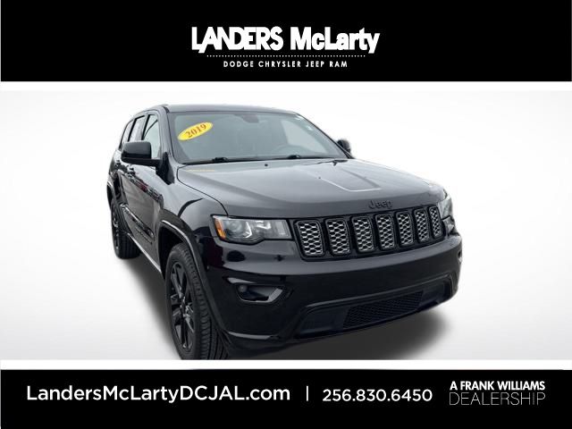 2019 Jeep Grand Cherokee Altitude's photo