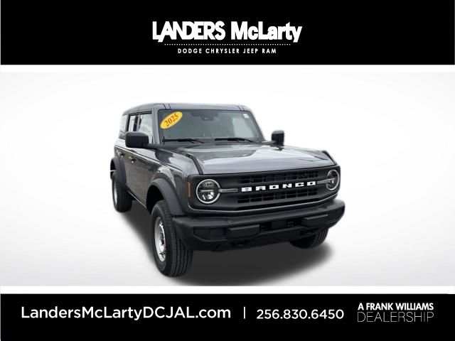 2025 Ford Bronco Base 4x4's photo