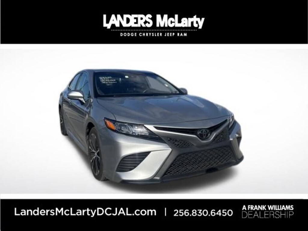 Used 2019 Toyota Camry SE Sedan