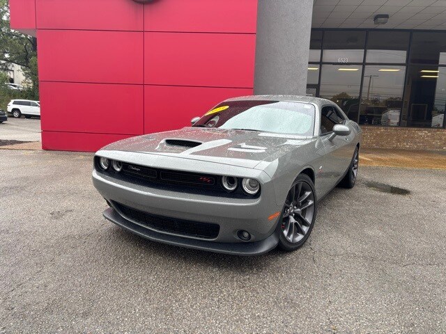 2023 Dodge Challenger R/T Scat Pack photo 2