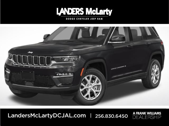 2023 Jeep Grand Cherokee Altitude 4x4's photo