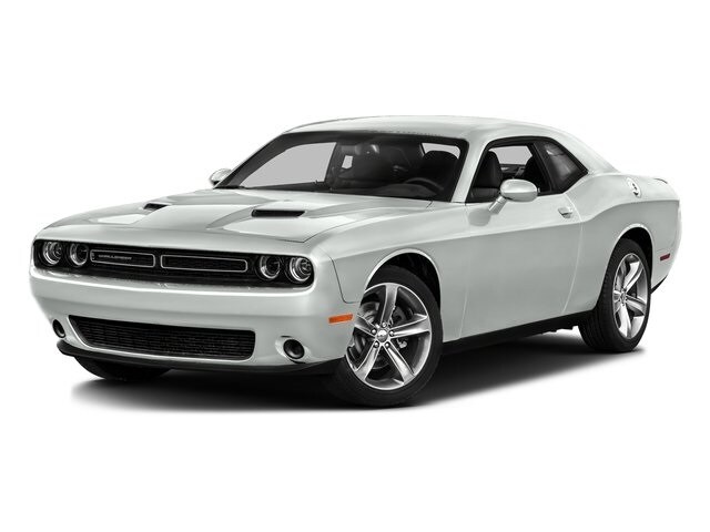 2017 Dodge Challenger SXT photo 2