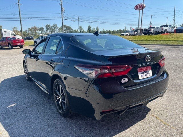 2024 Toyota Camry SE photo 4