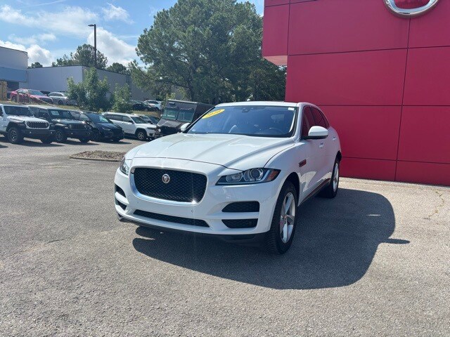 2020 Jaguar F-PACE Premium photo 2