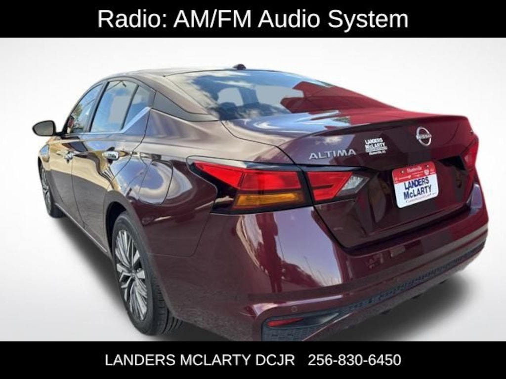 Used 2024 Nissan Altima 2.5 SV Sedan