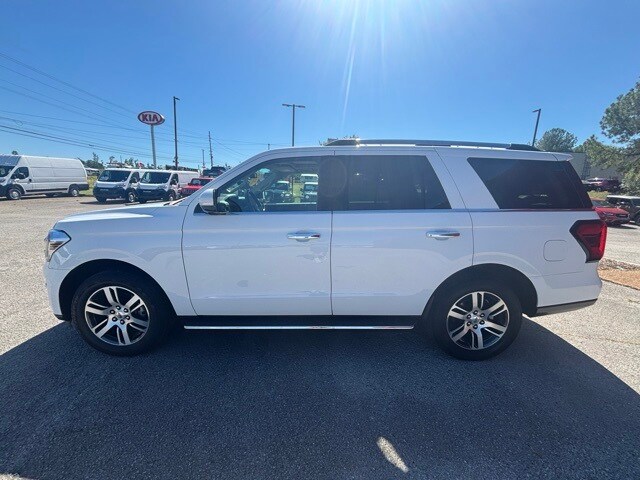 2023 Ford Expedition Limited photo 3