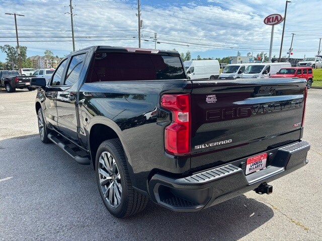 2023 Chevrolet Silverado 1500 RST photo 4