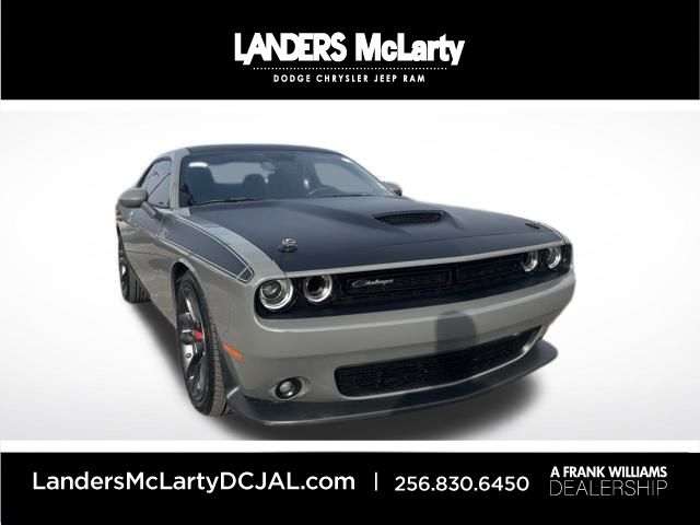 2023 Dodge Challenger R/T's photo
