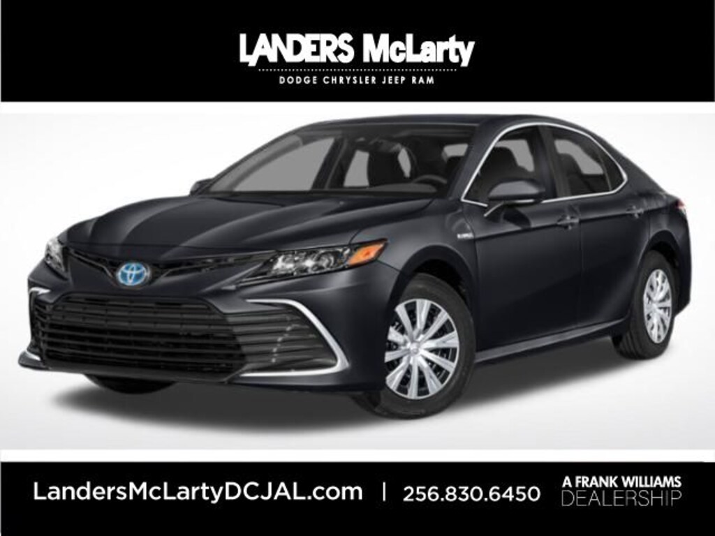Used 2023 Toyota Camry SE Sedan