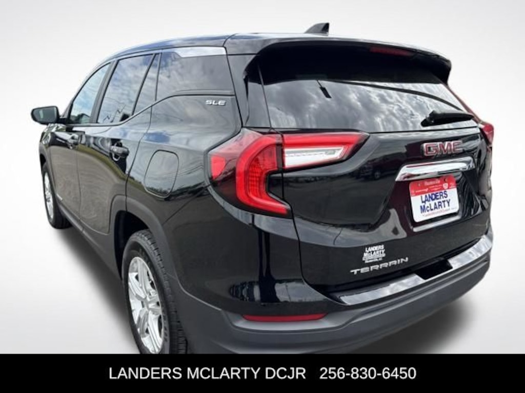Used 2024 GMC Terrain SLE SUV