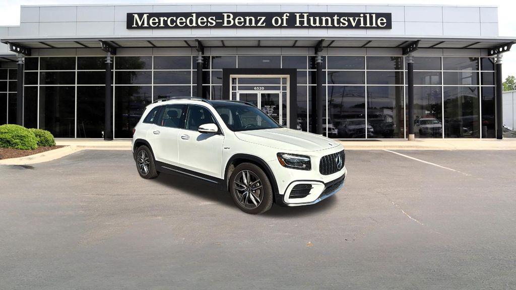 2025 Mercedes-Benz GLB GLB 35 AMG 4MATIC's photo