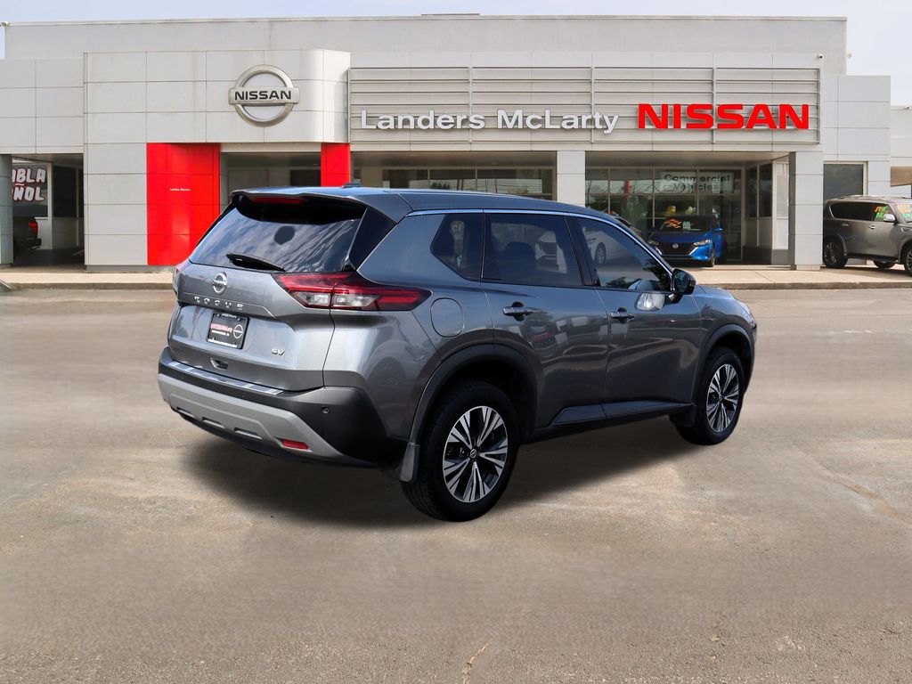 2021 Nissan Rogue SV photo 3