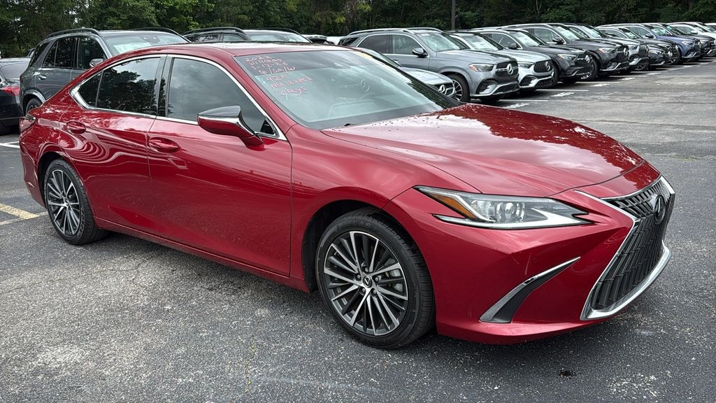 Used 2022 Lexus ES 350 Sedan