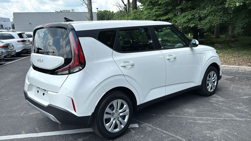 Used 2025 Kia Soul LX Hatchback