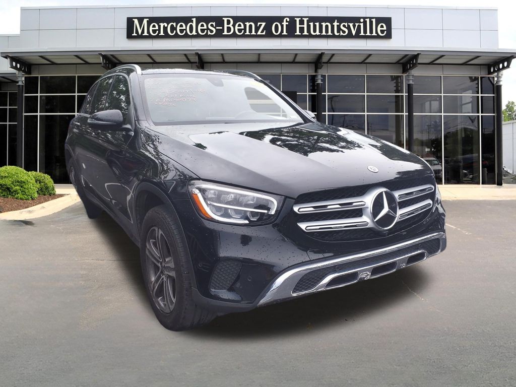 2021 Mercedes-Benz GLC GLC300's photo