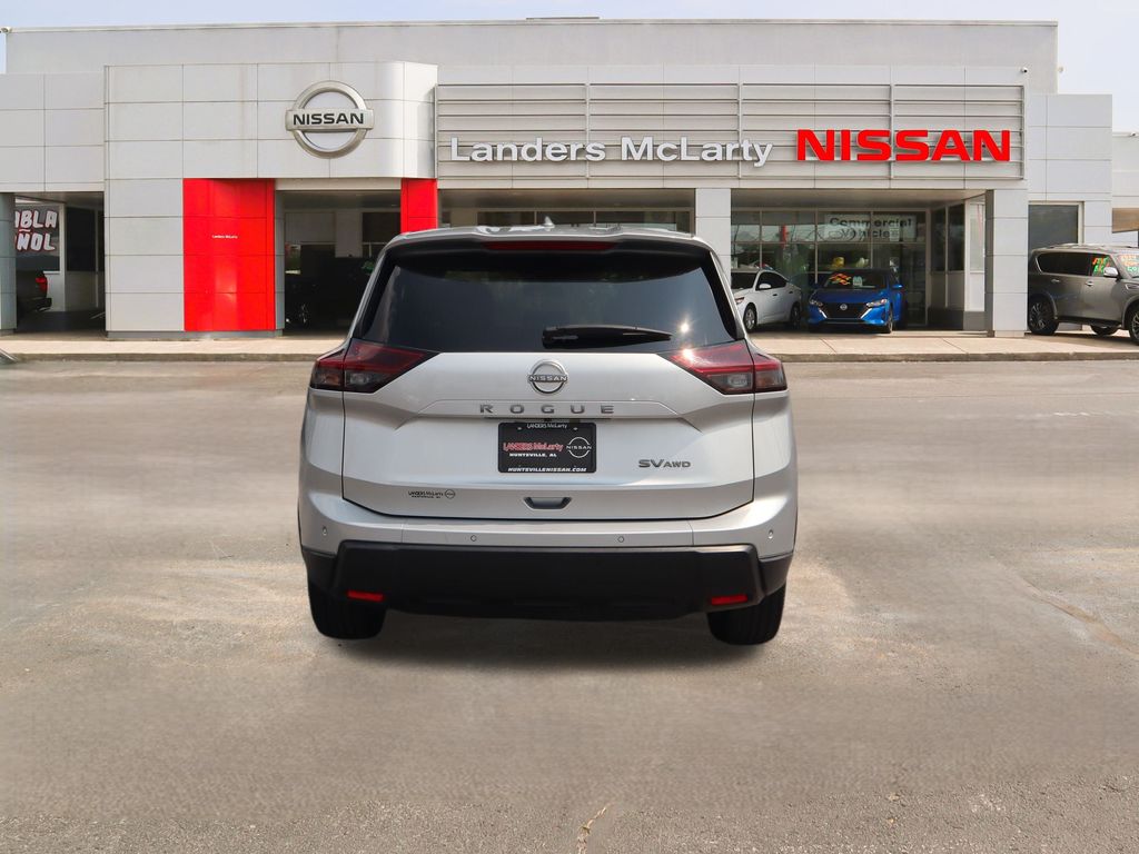 2024 Nissan Rogue SV photo 3