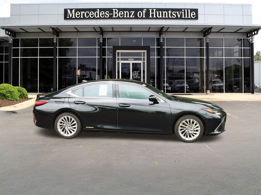 Used 2022 Lexus ES Hybrid 300h Ultra Luxury with VIN 58AFA1C10NU022716 for sale in Huntsville, AL