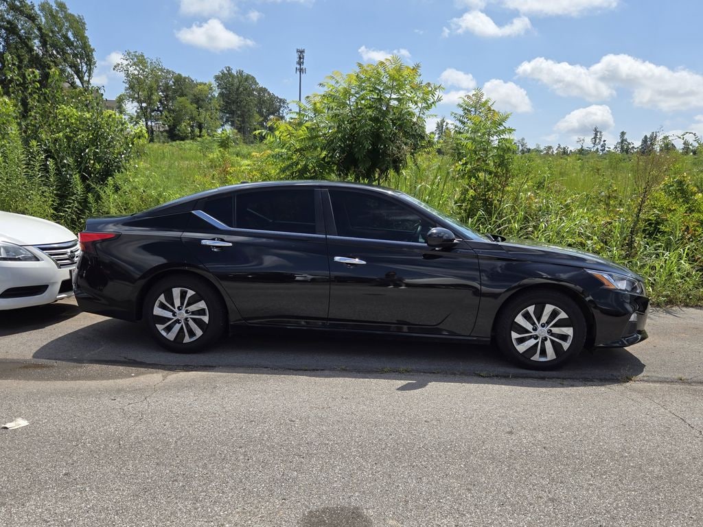 Used 2019 Nissan Altima 2.5 S Sedan
