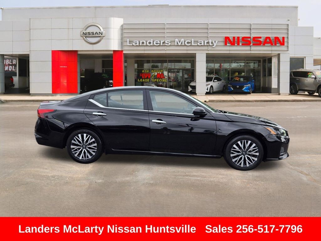 Used 2024 Nissan Altima 2.5 SV Sedan