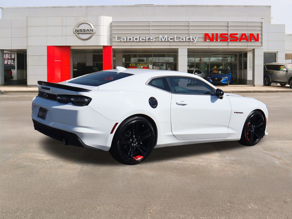 2022 Chevrolet Camaro 1LS 1LT photo 3