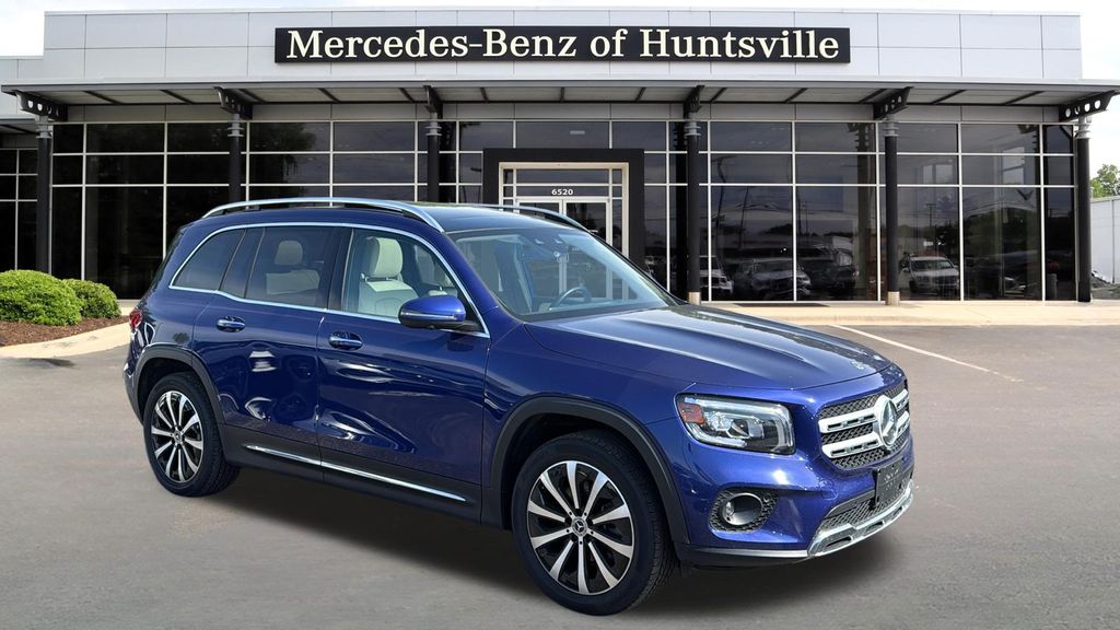 2021 Mercedes-Benz GLB GLB250 4MATIC's photo