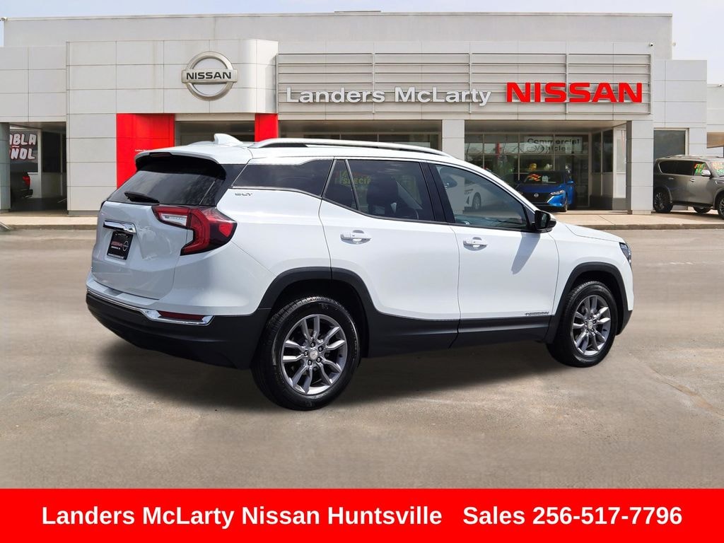 Used 2024 GMC Terrain SLT SUV