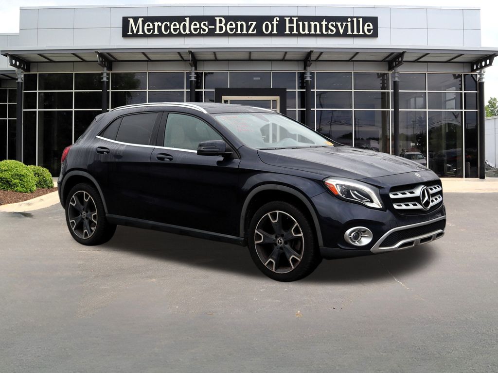 2019 Mercedes-Benz GLA-Class GLA250's photo