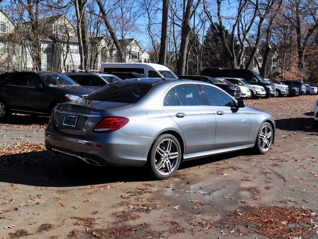 2019 Mercedes Benz E 450 photo 3