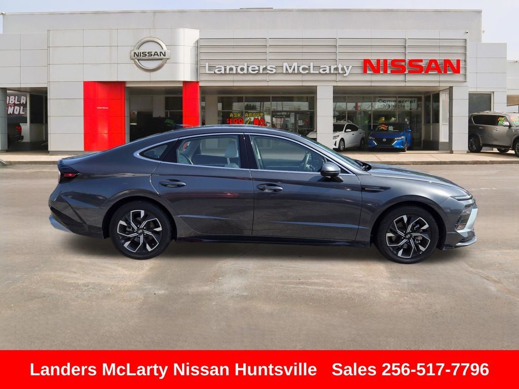 Used 2024 Hyundai Sonata SEL Sedan
