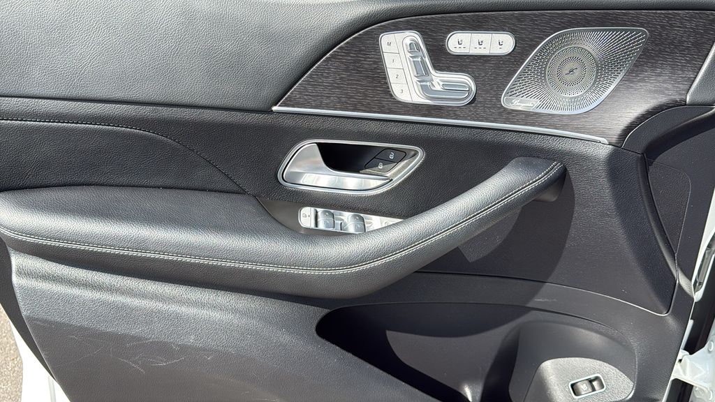 2024 Mercedes-Benz GLS Base - Photo 21