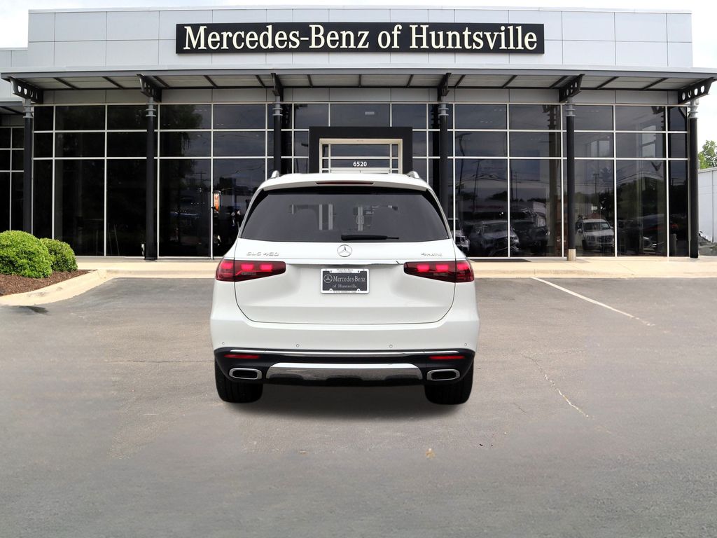 2024 Mercedes Benz GLS 450 photo 3