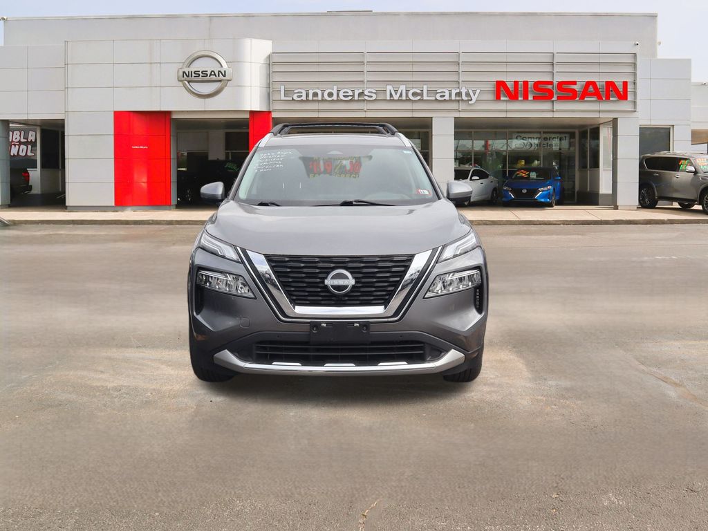 2023 Nissan Rogue Platinum photo 2