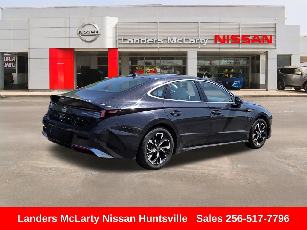 Used 2024 Hyundai Sonata SEL Sedan