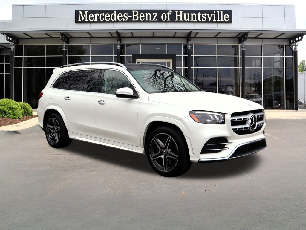 2023 Mercedes-Benz GLS Base's photo