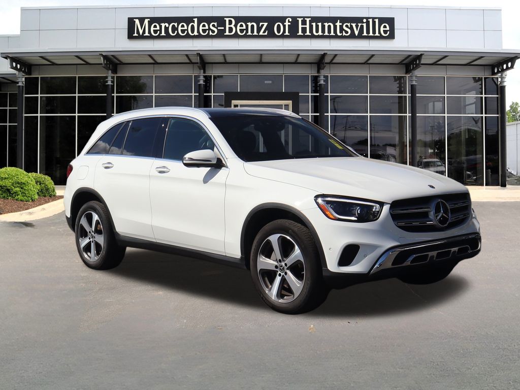 2022 Mercedes-Benz GLC GLC300's photo