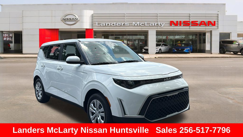 Used 2025 Kia Soul LX Hatchback