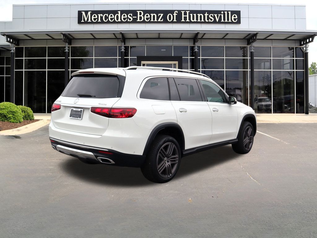 2024 Mercedes Benz GLS 450 photo 2