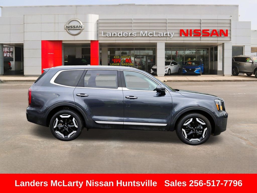 Used 2024 Kia Telluride S SUV