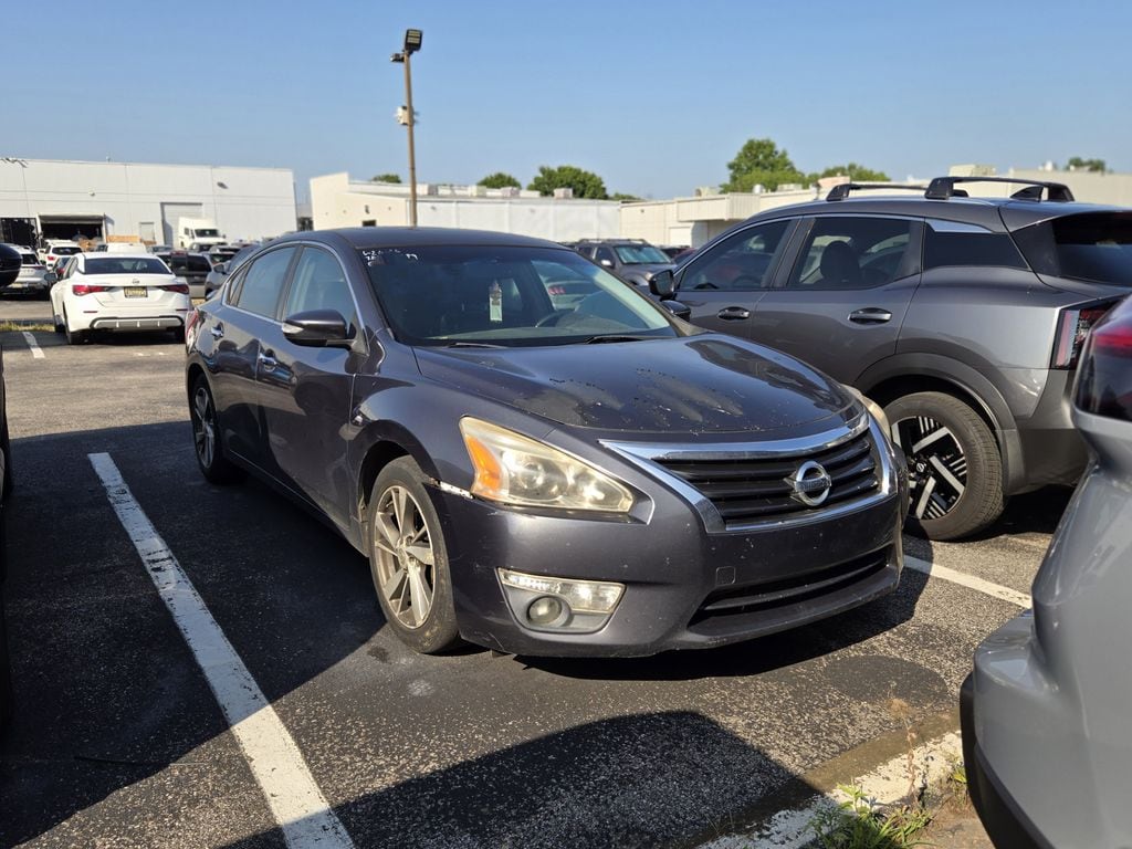 Used 2013 Nissan Altima 2.5 SL Sedan
