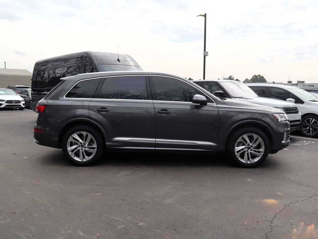 Used 2024 Audi Q7 45 Premium Plus SUV