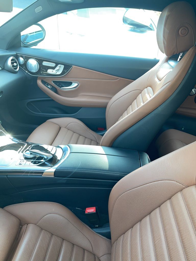2021 Mercedes Benz C 300 Coupe photo 3
