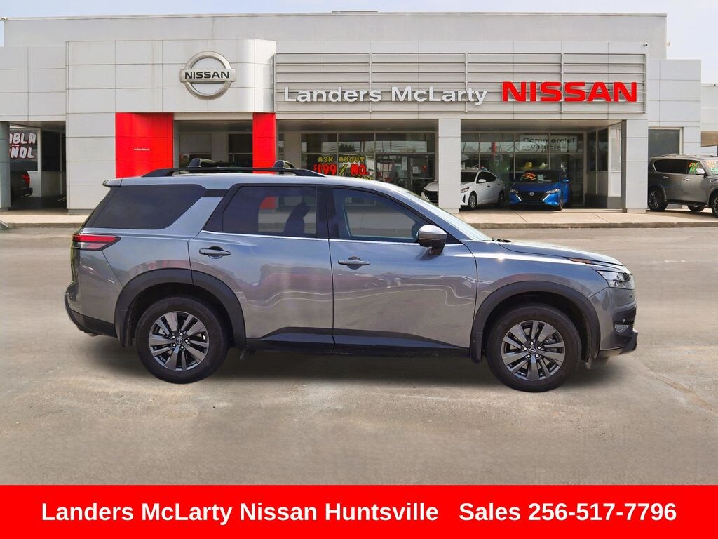 Used 2024 Nissan Pathfinder SV SUV