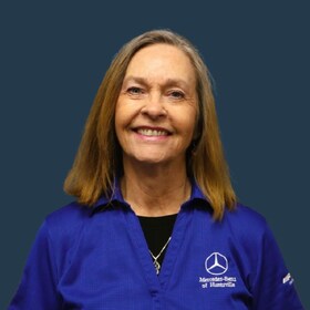 Staff member Julie Praitano from ID_b2ef7d609bbb