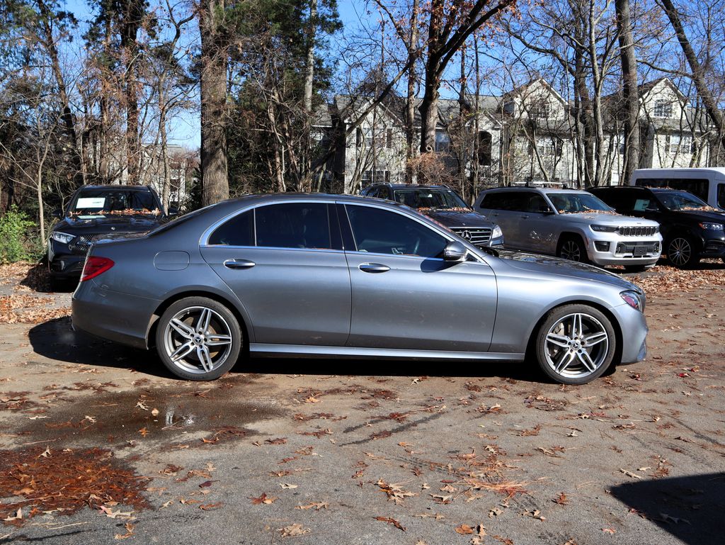 2019 Mercedes Benz E 450 photo 2