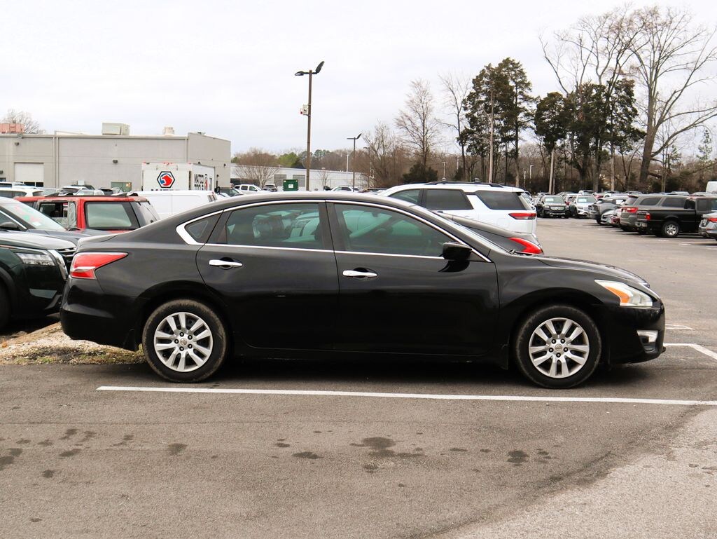Used 2015 Nissan Altima 2.5 S Sedan