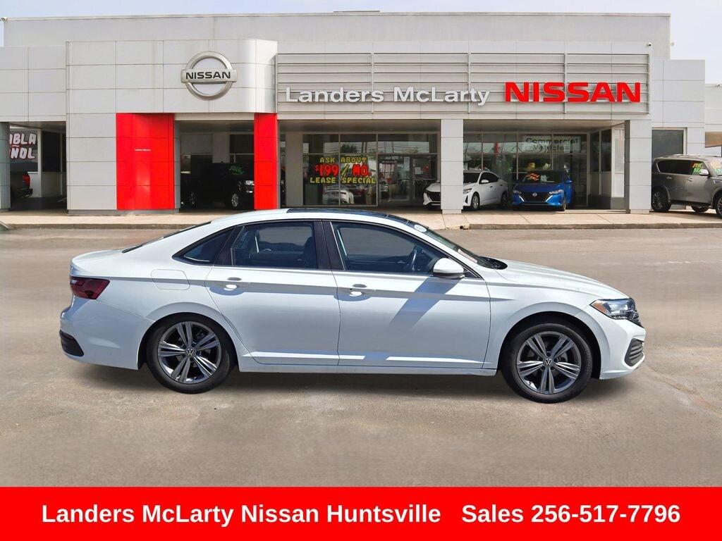 Used 2024 Volkswagen Jetta 1.5T SE Sedan