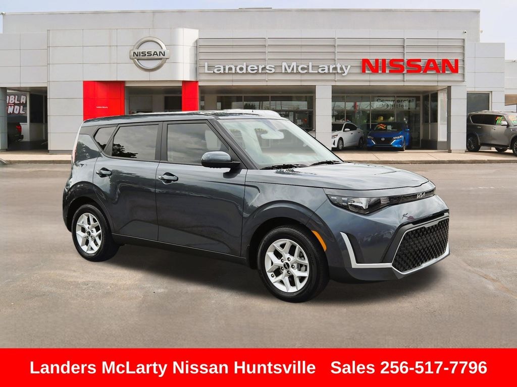 Used 2024 Kia Soul LX Hatchback