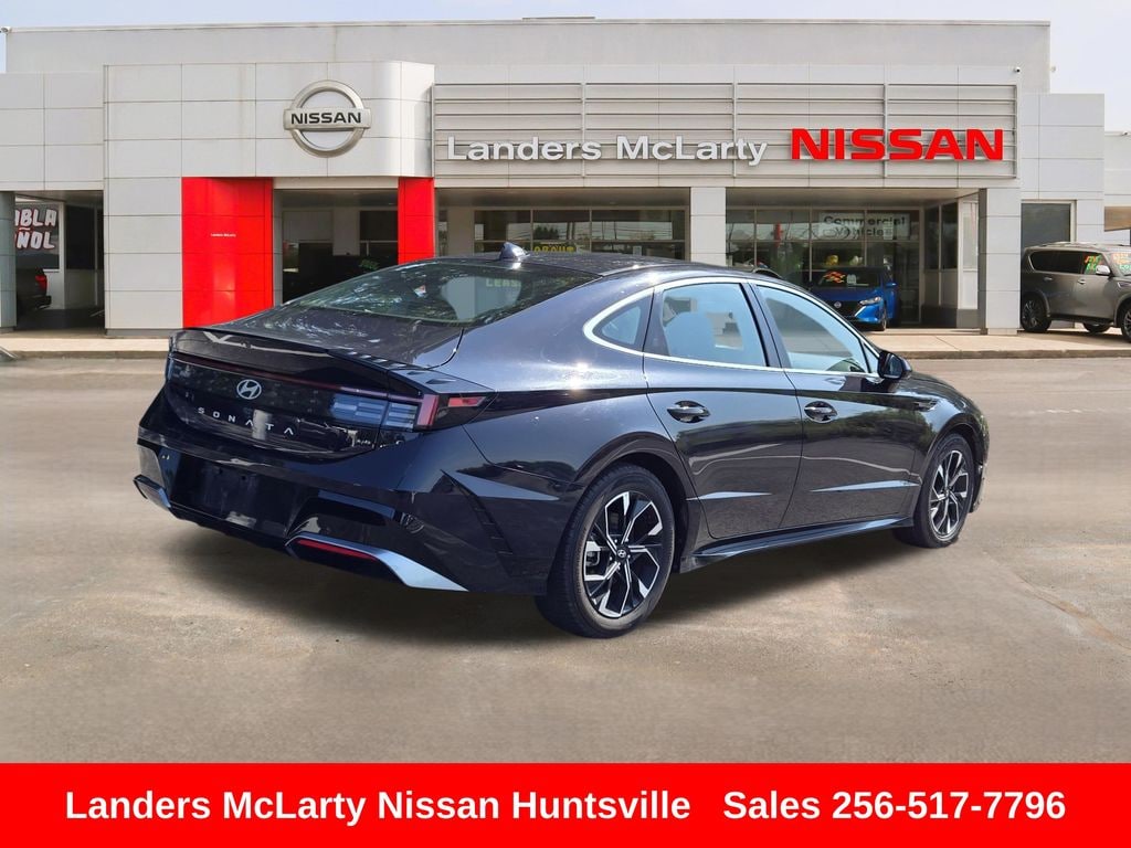Used 2024 Hyundai Sonata SEL Sedan